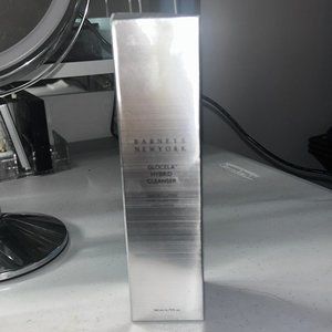 Barney's New York Glocela Hybrid Cleanser
